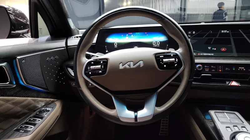 Kia K8