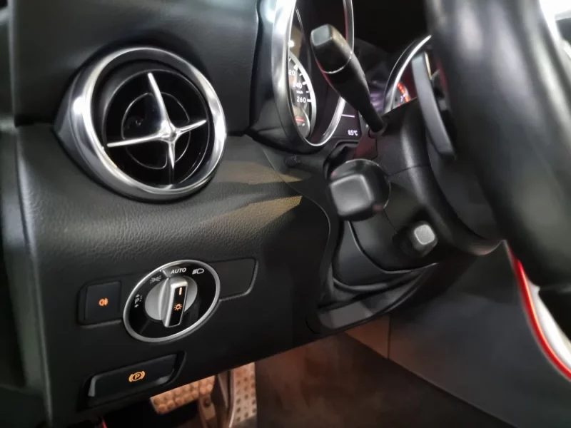 Mercedes-Benz SLK-Class