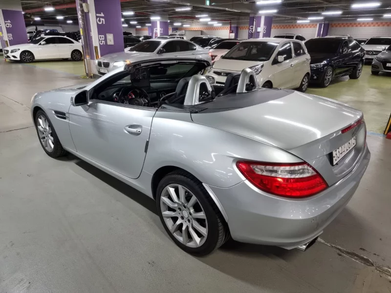 Mercedes-Benz SLK-Class