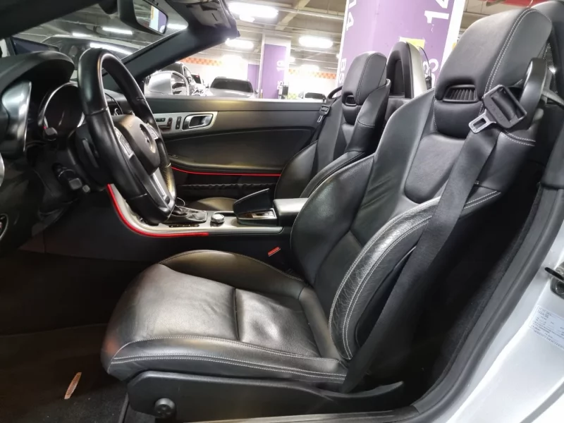 Mercedes-Benz SLK-Class