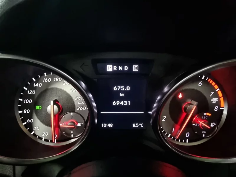 Mercedes-Benz SLK-Class