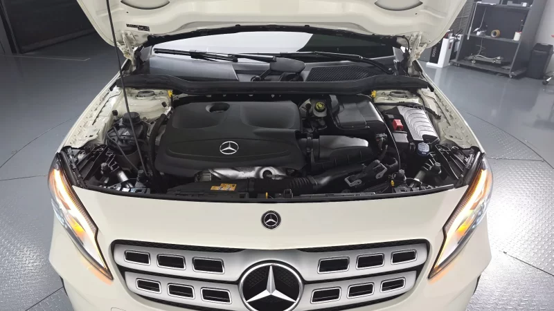 Mercedes-Benz GLA-Class