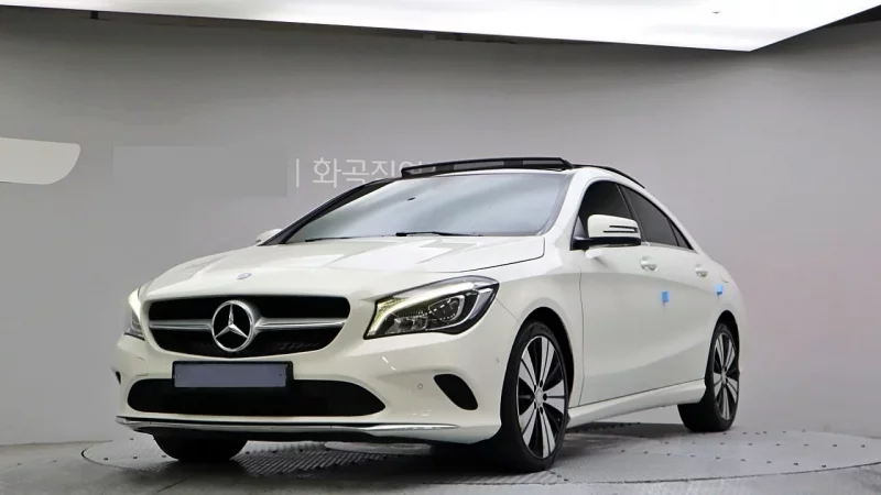 Mercedes-Benz CLA-Class