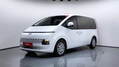 Hyundai Staria