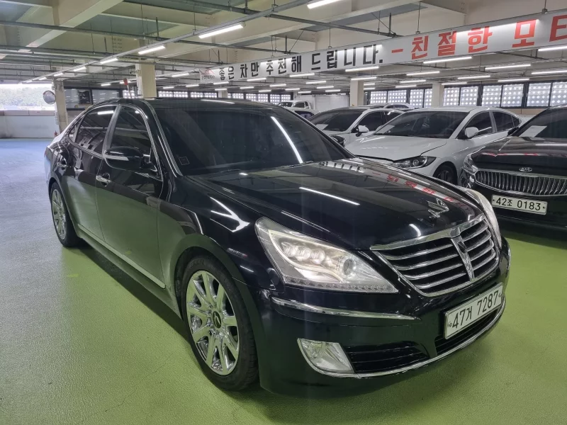 Hyundai Equus