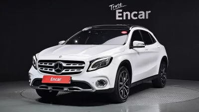 Mercedes-Benz GLA-Class
