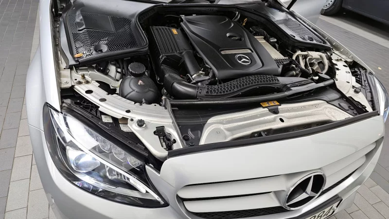 Mercedes-Benz C-Class