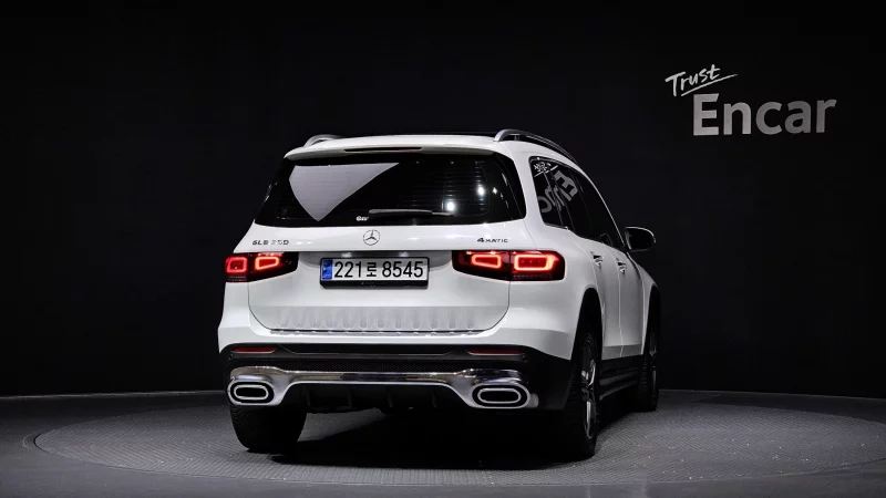 Mercedes-Benz GLB-Class