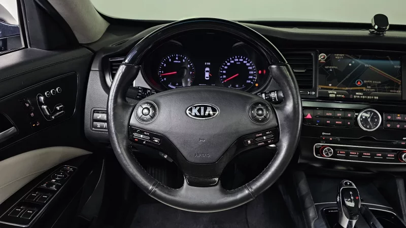 Kia K9
