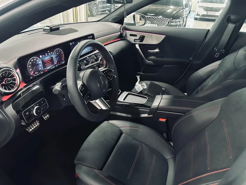 Mercedes-Benz CLA-Class