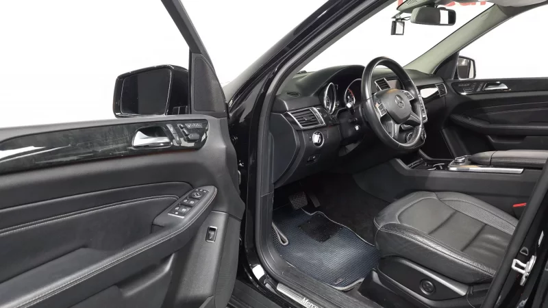 Mercedes-Benz M-class