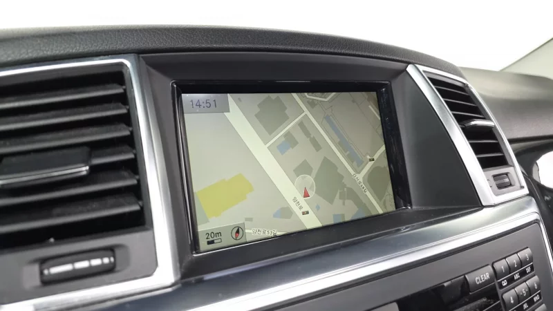 Mercedes-Benz M-class