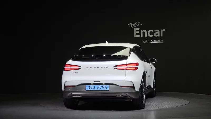 Genesis GV60