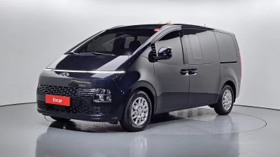 Hyundai Staria
