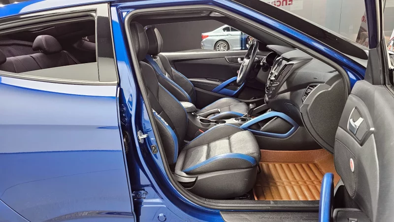 Hyundai Veloster