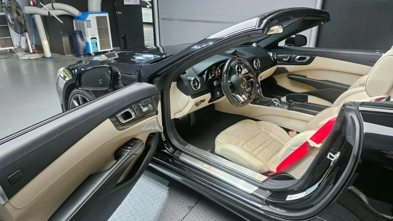 Mercedes-Benz SL-Class