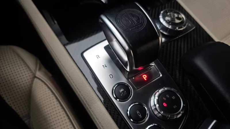 Mercedes-Benz SL-Class