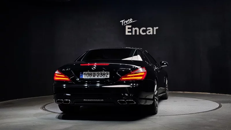 Mercedes-Benz SL-Class