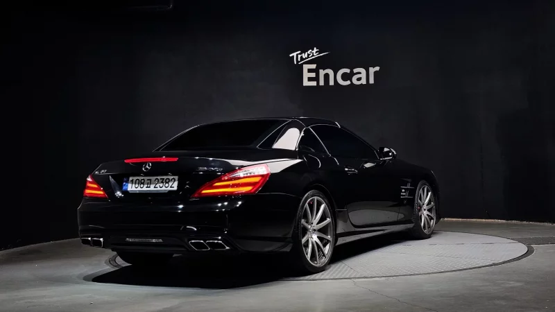 Mercedes-Benz SL-Class