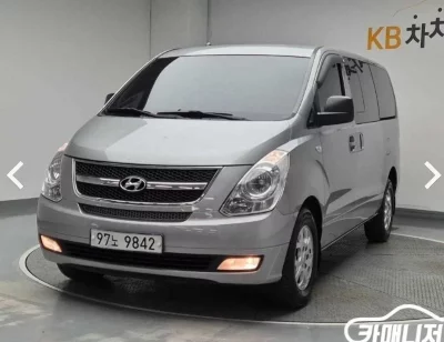 Hyundai Starex