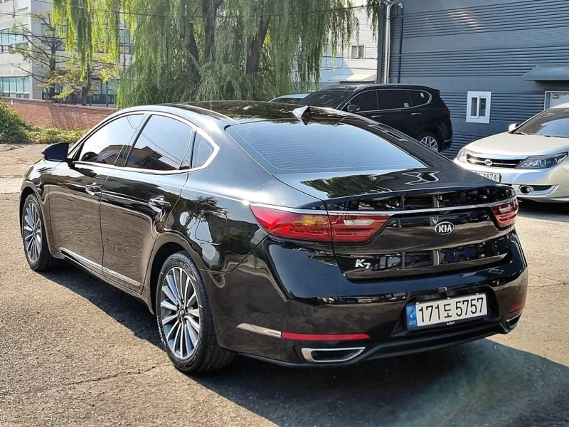Kia K7