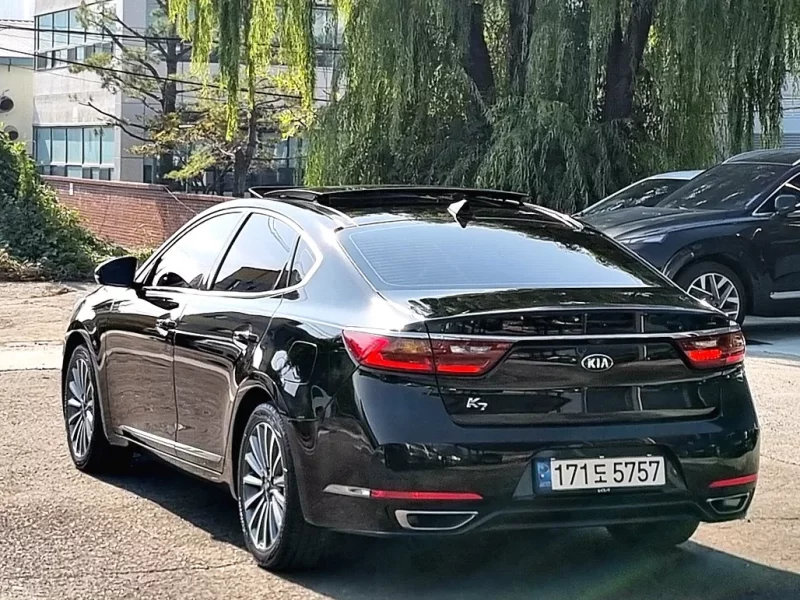 Kia K7