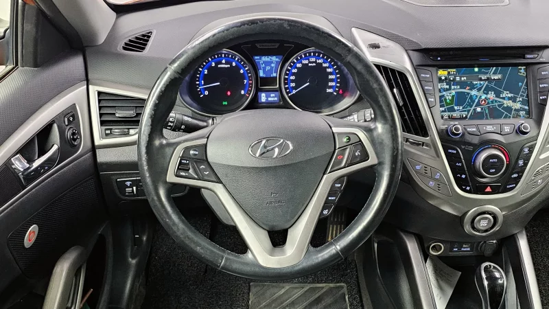 Hyundai Veloster