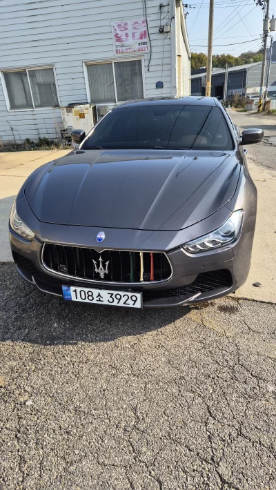 Maserati GHIBLI
