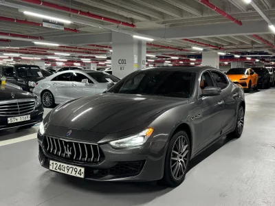 Maserati GHIBLI