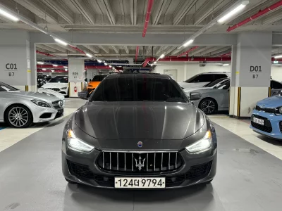 Maserati GHIBLI