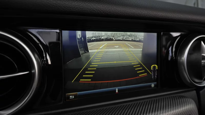 Mercedes-Benz SLC-Class