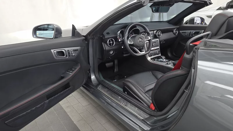 Mercedes-Benz SLC-Class