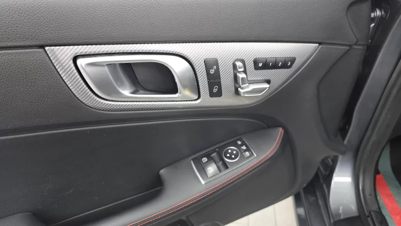 Mercedes-Benz SLC-Class