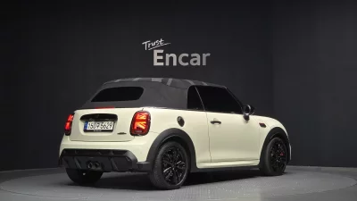 MINI Cooper Convertible