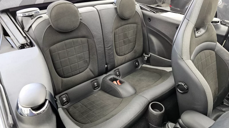 MINI Cooper Convertible