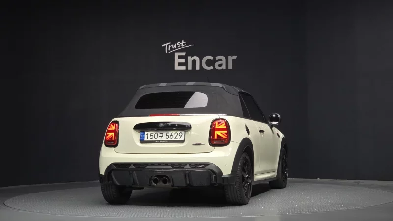 MINI Cooper Convertible