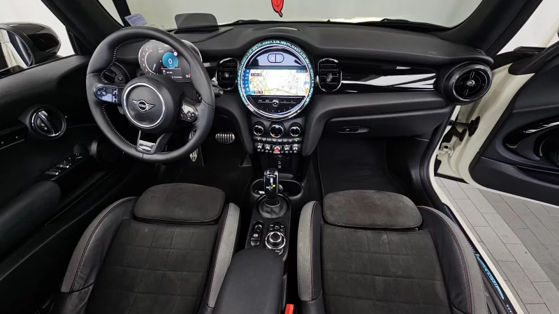 MINI Cooper Convertible