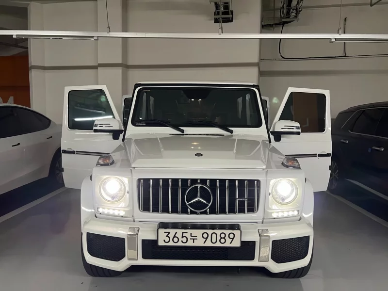 Mercedes-Benz G-Class