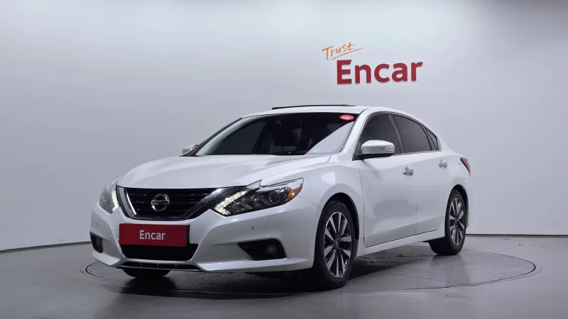 Nissan Altima