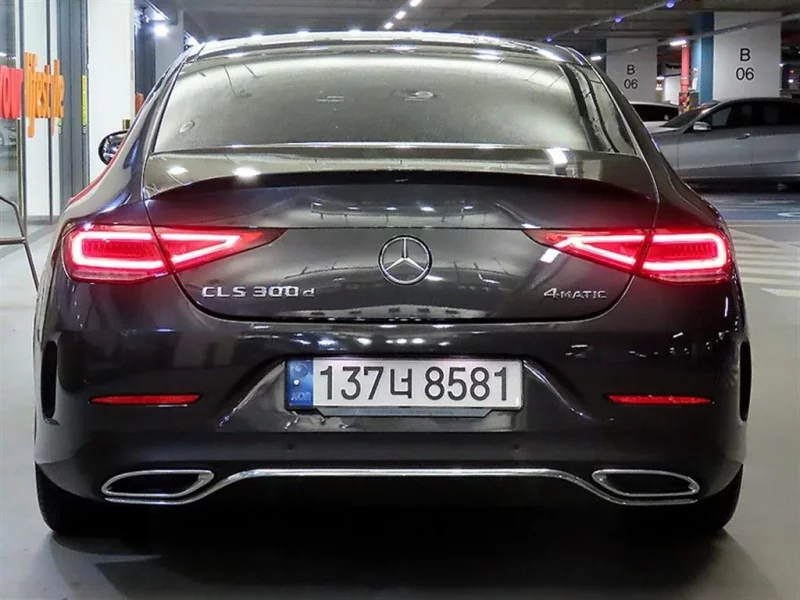 Mercedes-Benz CLS-Class