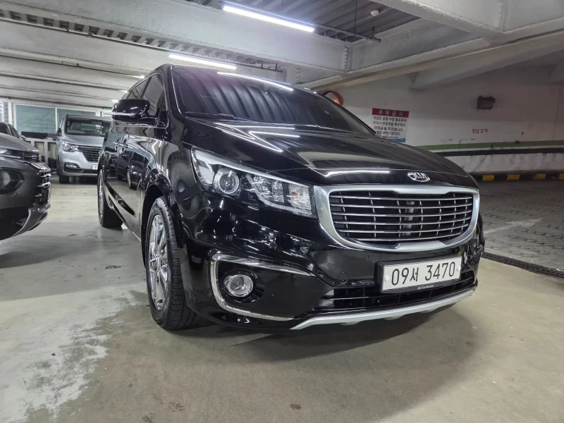 Kia Carnival
