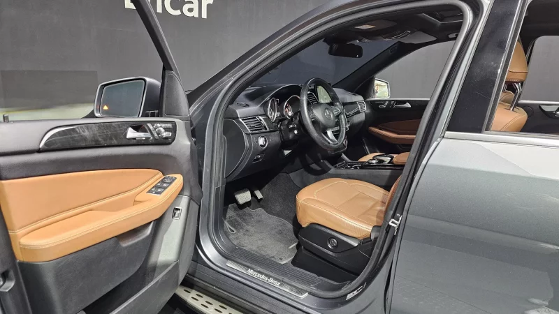 Mercedes-Benz GLE-Class