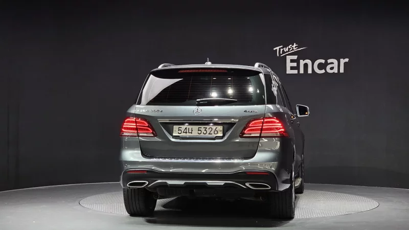 Mercedes-Benz GLE-Class