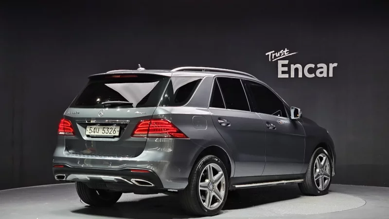 Mercedes-Benz GLE-Class