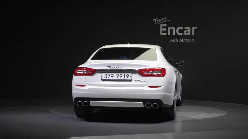 Maserati QUATTROPORTE