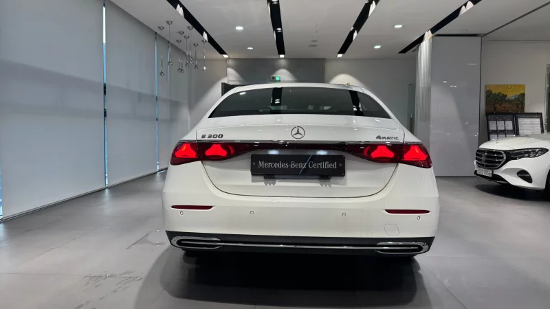 Mercedes-Benz E-Class