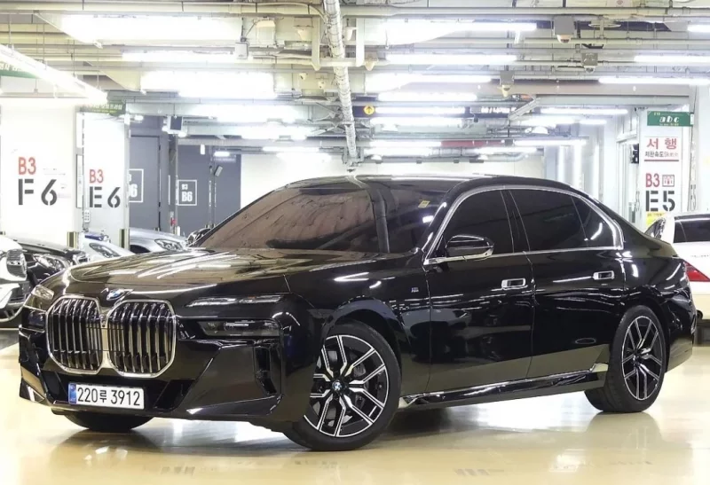 BMW 7-Series