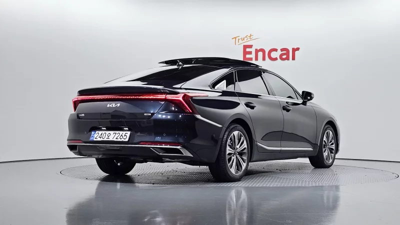 Kia K8