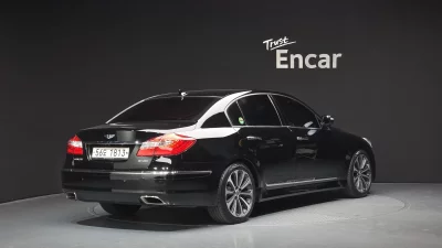 Hyundai Genesis