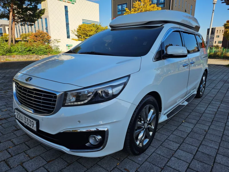 Kia Carnival